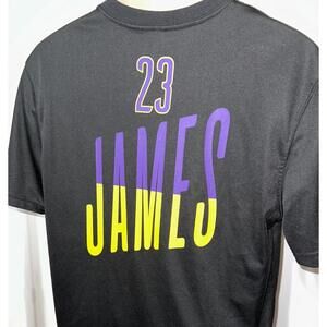 La Lakers Lebron James Tee Sz Medium